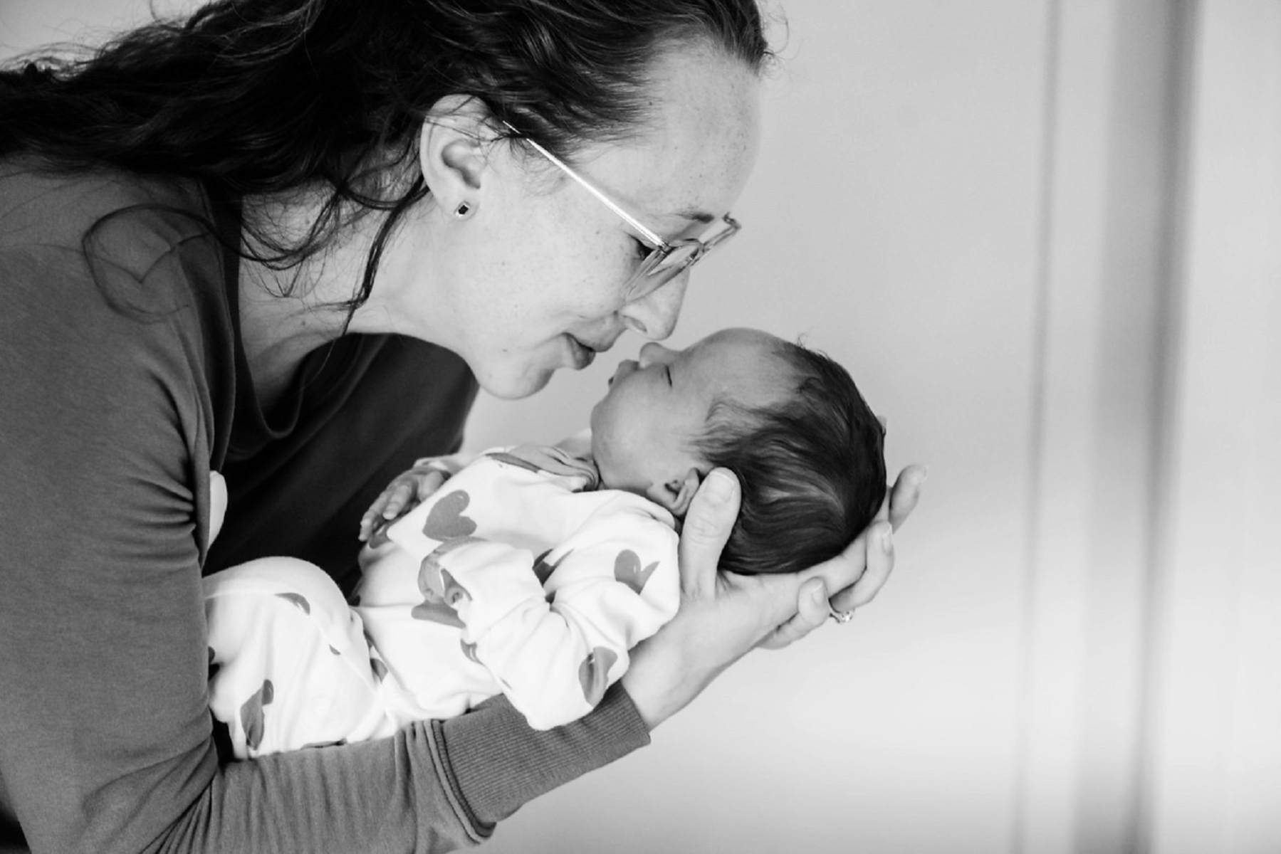 Documentary-Newborn-Portraits-Victoria-BC_0158