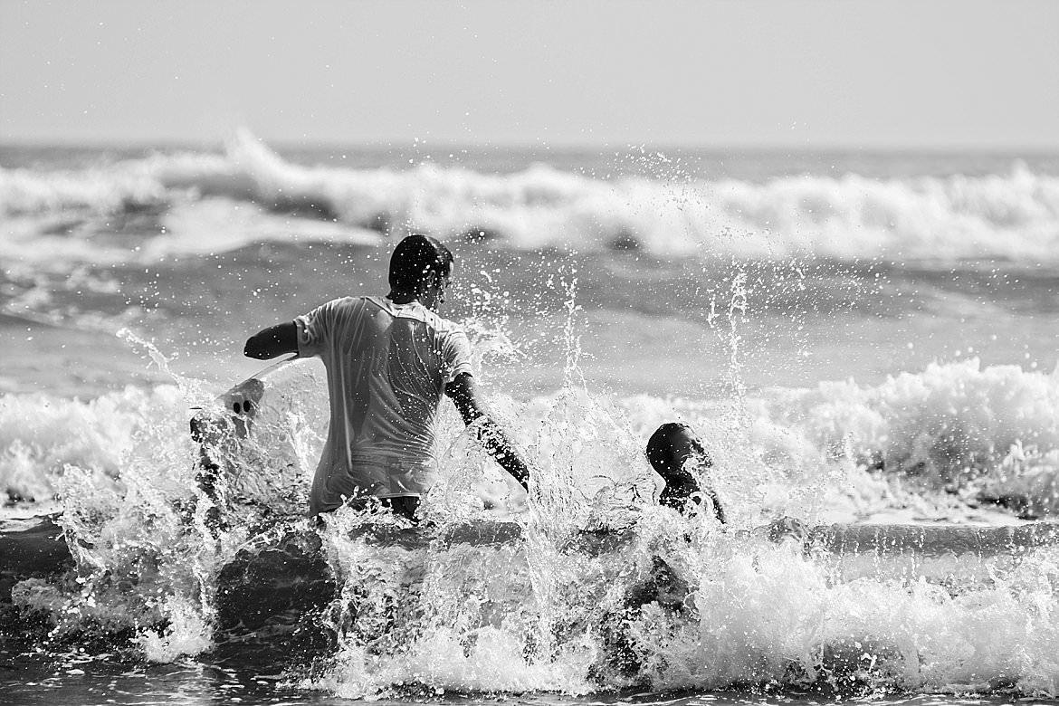 Fine art lifestyle family portraits documentary beach vacation