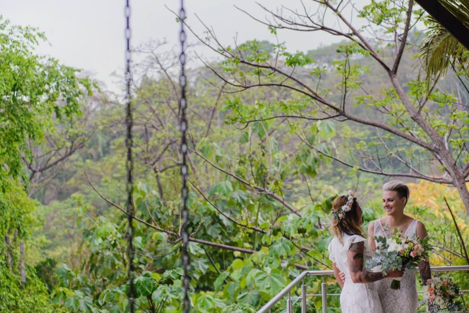 Arenas del Mar Manuel Antonio same sax wedding