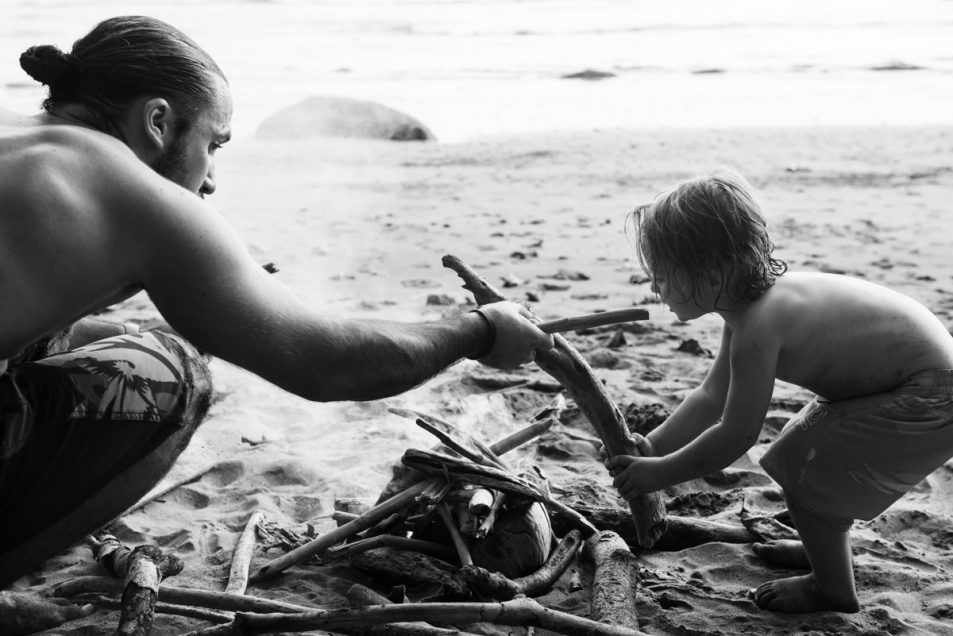 Family portraits at the beach candid documentary photographer