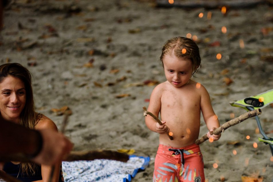 Family portraits at the beach candid documentary photographer