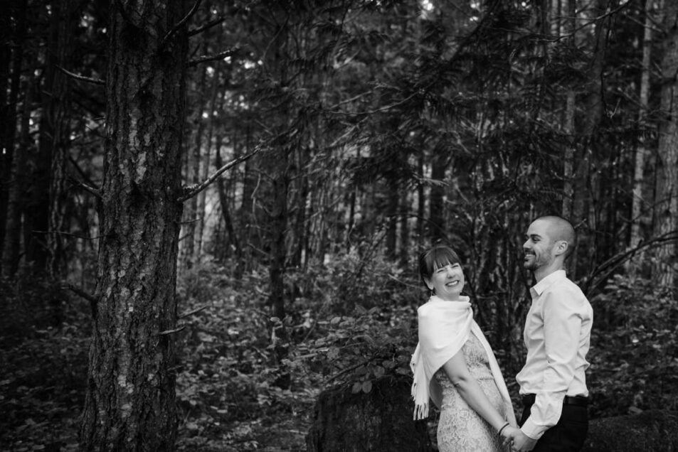 Victoria BC wedding photojournalism at East Sooke Park