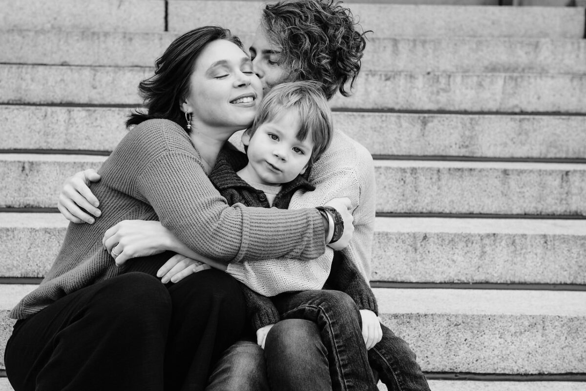 Mini portrait session at the BC Legislature Buildings in Victoria BC