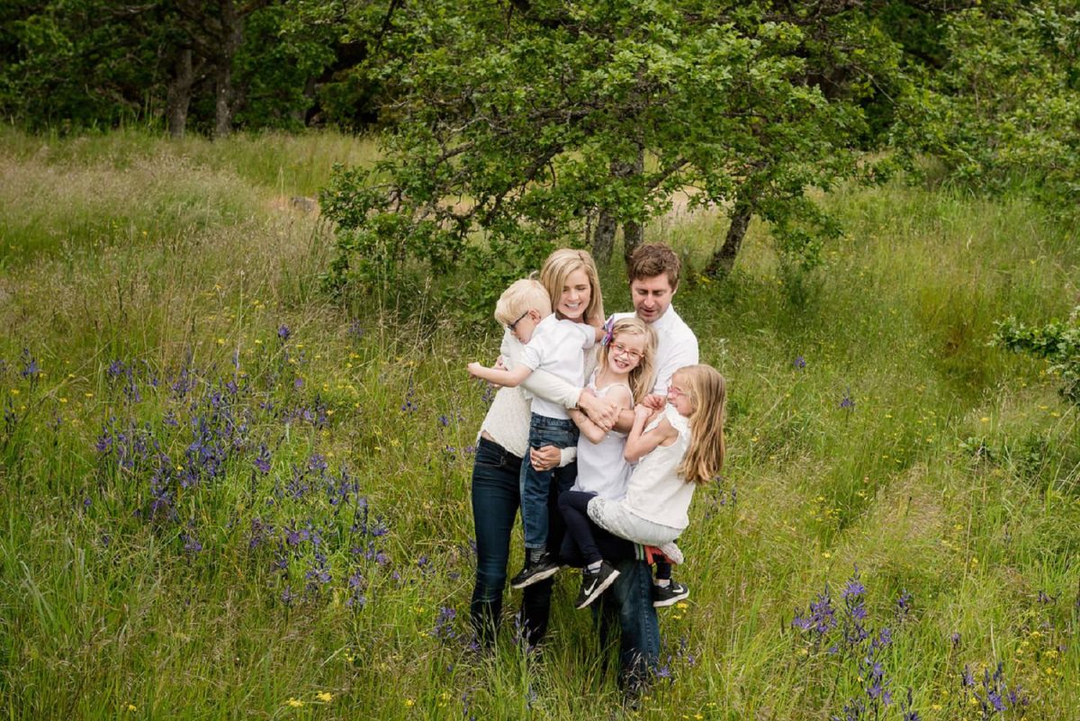 Candid and casual family portrait photography in Victoria BC