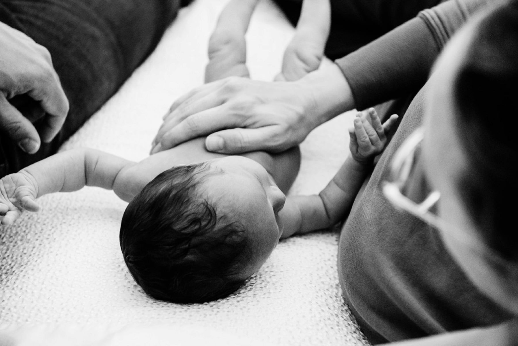 Newborn portraits in Victoria BC