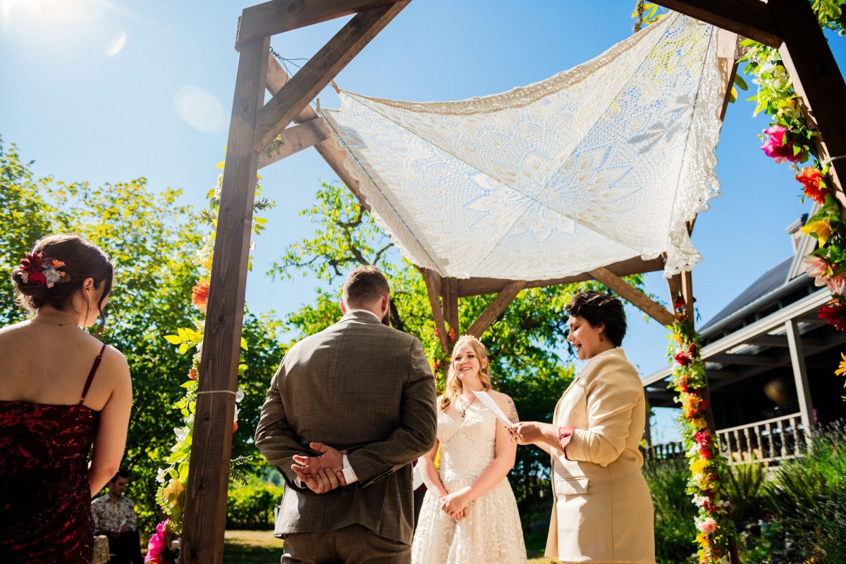 Creative wedding photojournalism at an outdoor barn wedding