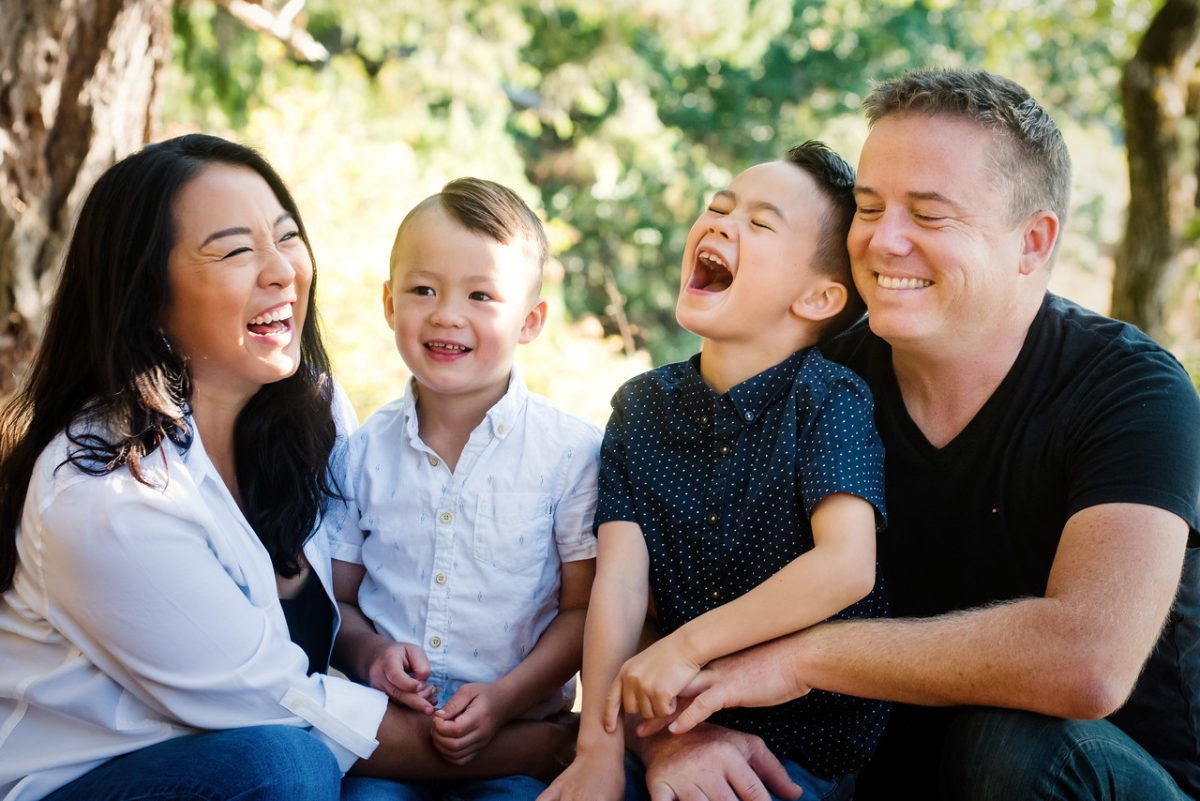 Candid natural family portrait photographer in Victoria BC